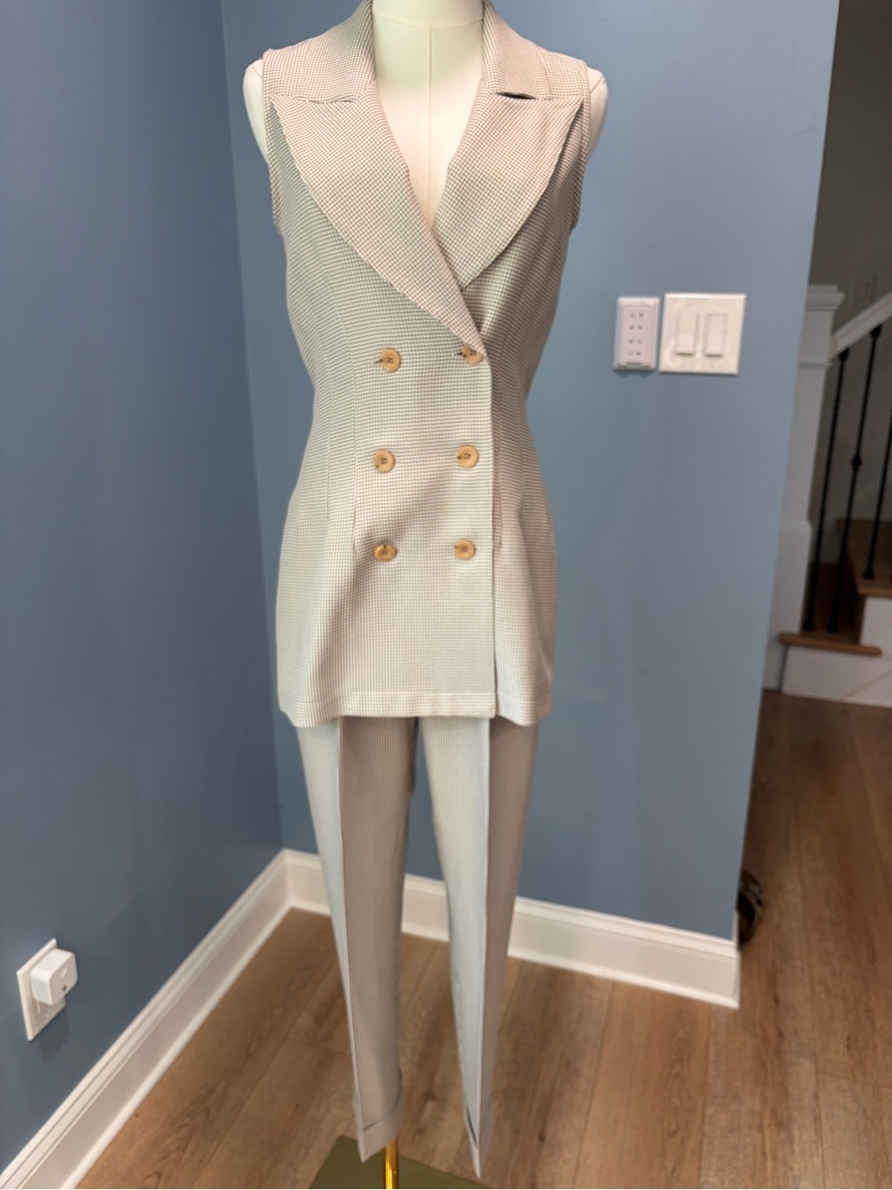 La Belle Cream Sleeveless Double-Breasted Blazer Vest